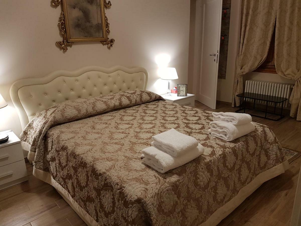 Duomo Luxury Apartment "Palazzo Del Re" Floransa Dış mekan fotoğraf